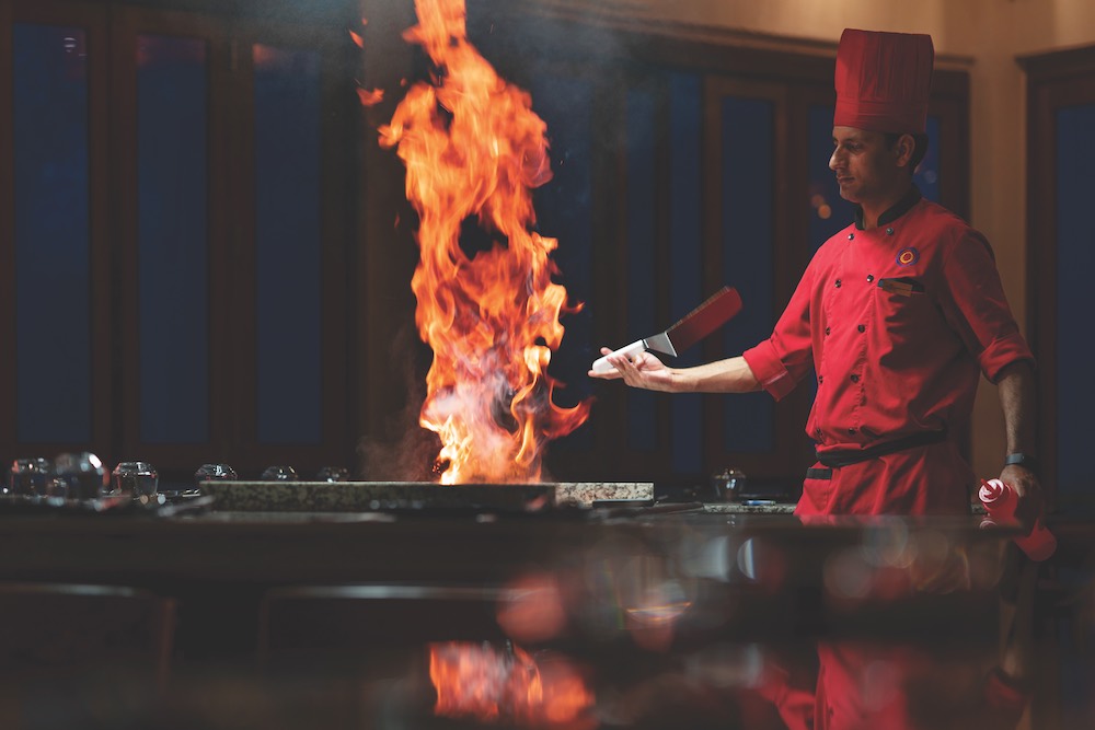 Teppanyaki Grill at Atmosphere Kanifushi thumbnail 2